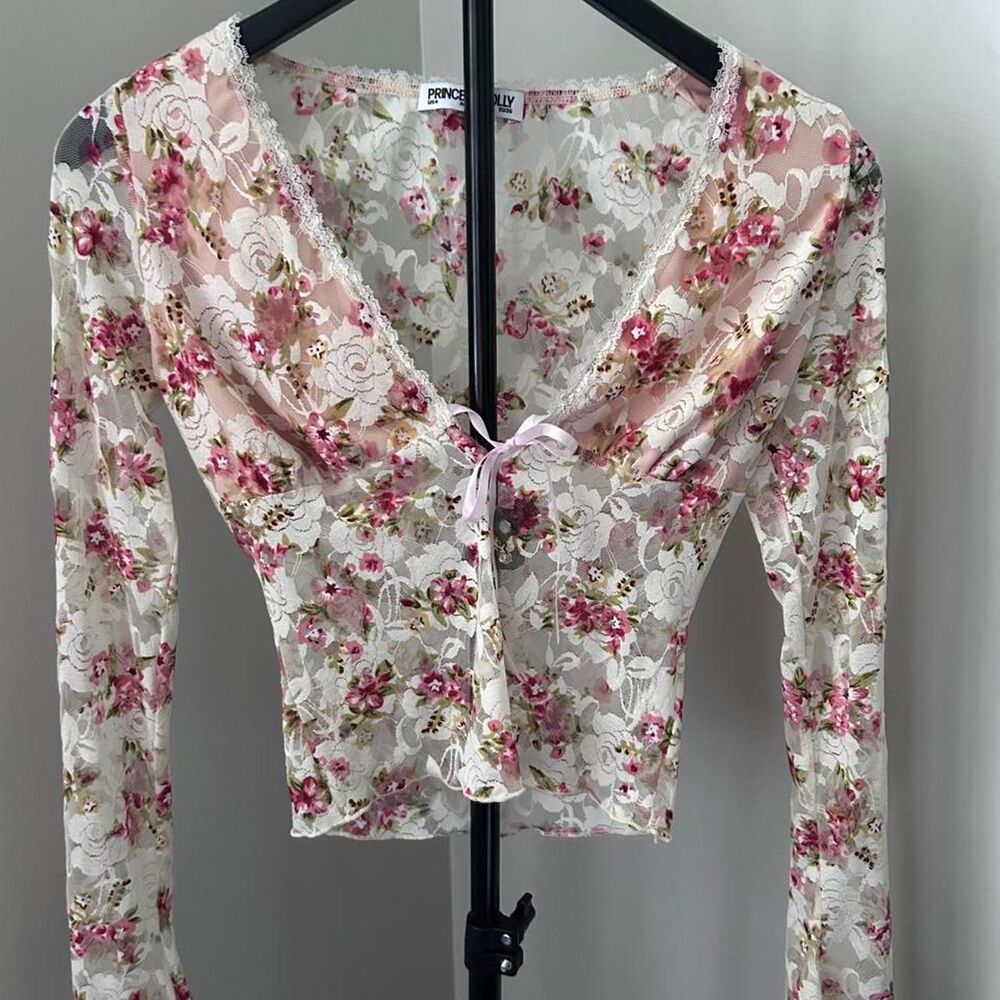 Princess Polly Amessa Floral Lace Long Sleeve Top US 4 NWOT